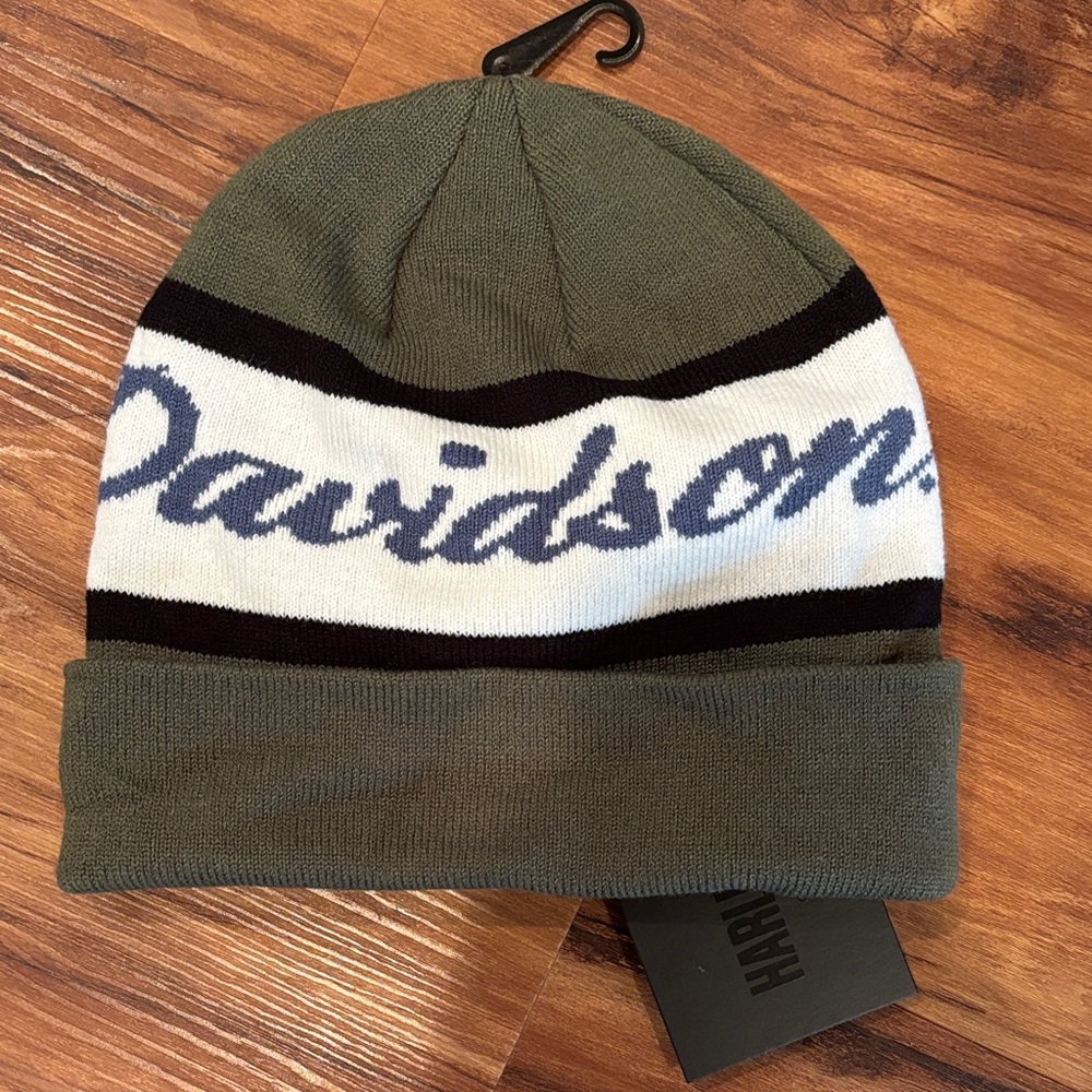 NWT Harley-Davidson Olive and White Knit Hat